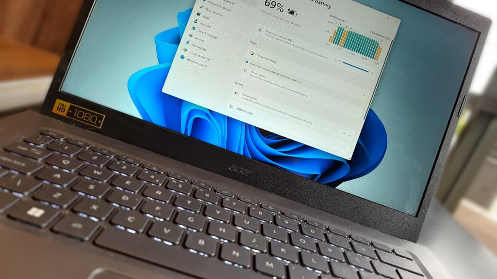 Acer laptop computer running Windows.