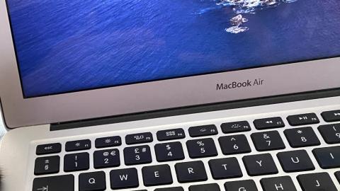 Apple MacBook Air - boost productivity with Safari extensions