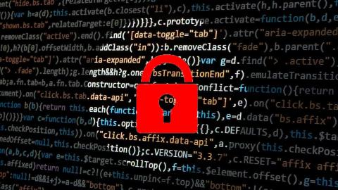 Padlock and code: Increase privacy and security on the internet with a VPN